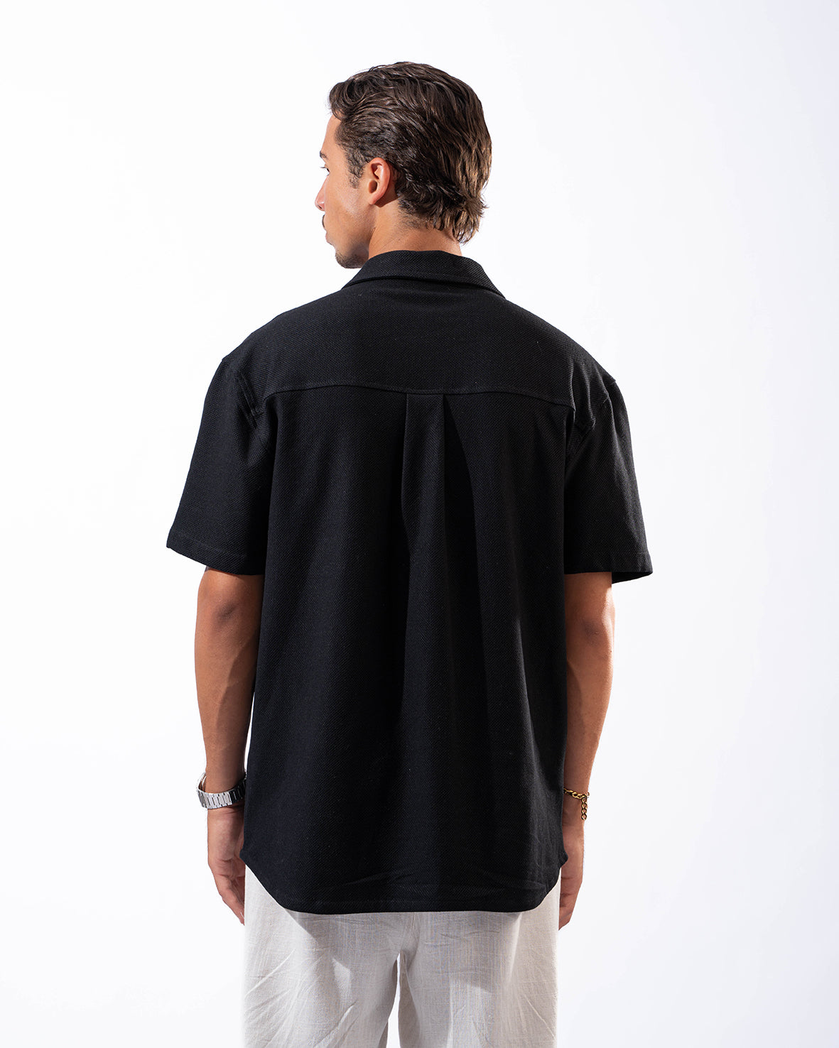 Shirt half sleeve capsules black