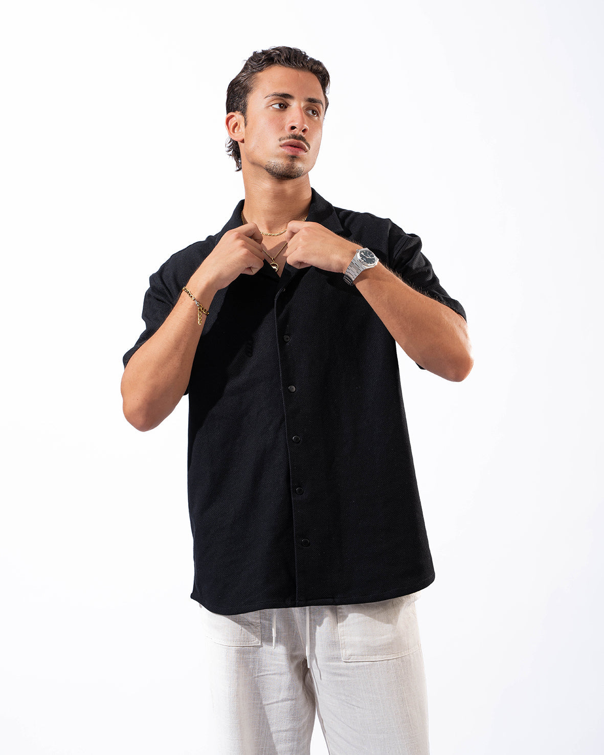 Shirt half sleeve capsules black